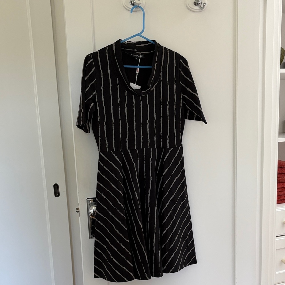 Casual Black and White Striped Dress